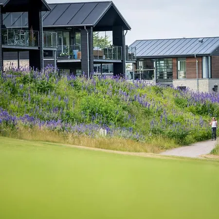 Luebker Golf Hotell