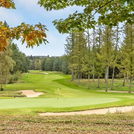 Luebker Golf 3*